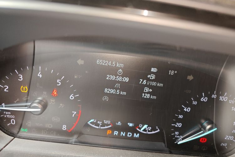 福特 福克斯 2020款 两厢 EcoBoost 180 自动ST Line中控内饰15