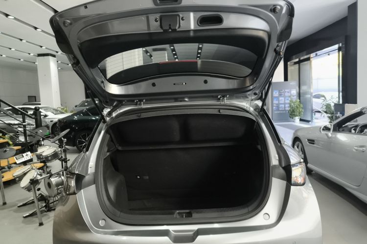 比亚迪 海豚 2021款 405km 时尚版机舱底盘23