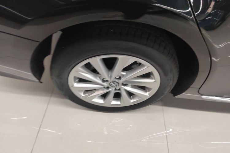 丰田 凯美瑞 2023款 2.0G 豪华版车身外观6008