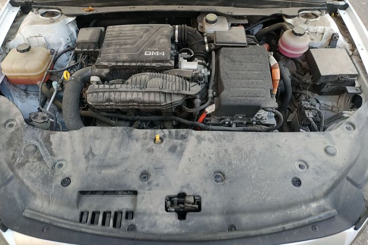 比亚迪 秦PLUS 2023款 冠军版 DM-i 55KM超越型局部细节24