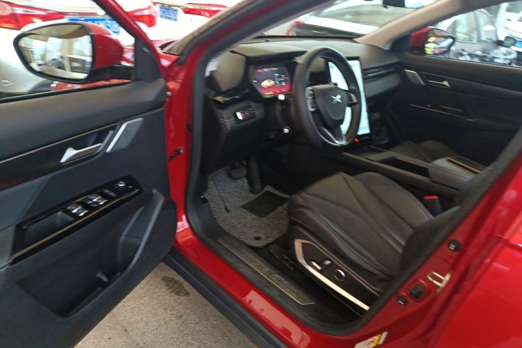 小鹏G3 2020款 520i 尊享版中控内饰20