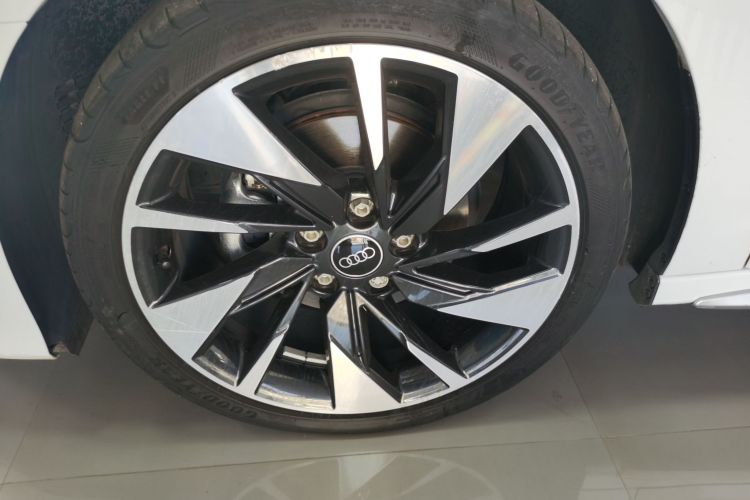 奥迪A3 2022款 A3L Limousine 35 TFSI 时尚运动型车身外观6007