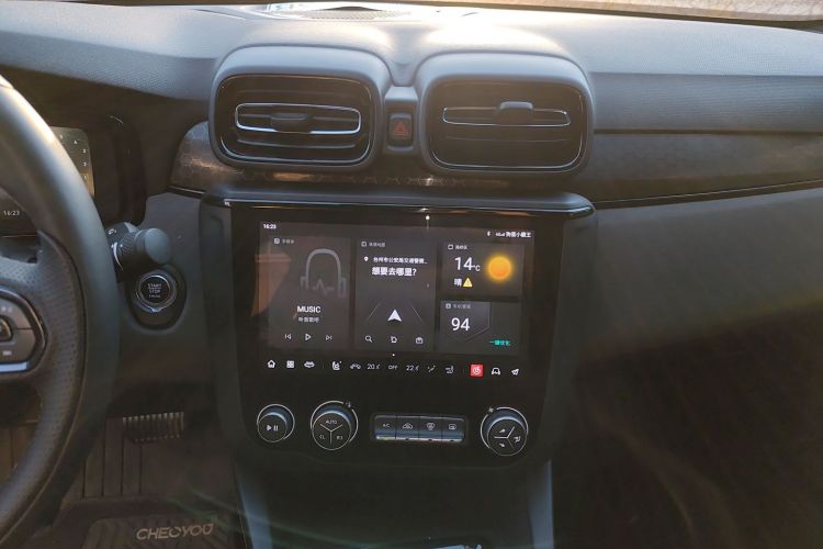 领克03 2022款 2.0TD DCT劲Pro中控内饰16