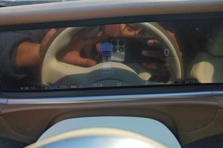 岚图汽车 岚图FREE 2021款 四驱标准增程专属豪华套装中控内饰14