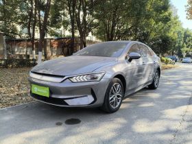 比亚迪 秦PLUS 2024款 荣耀版 EV 420KM领先型