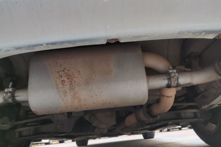 宝马3系 2013款 改款 320Li 豪华设计套装局部细节9009