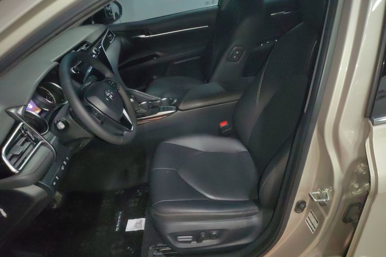 丰田 凯美瑞 2019款 2.5G 豪华版 国VI中控内饰19