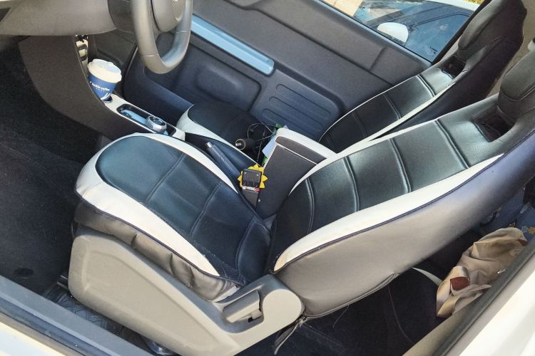 吉利银河 2023款 熊猫mini 200km 耐力熊局部细节19