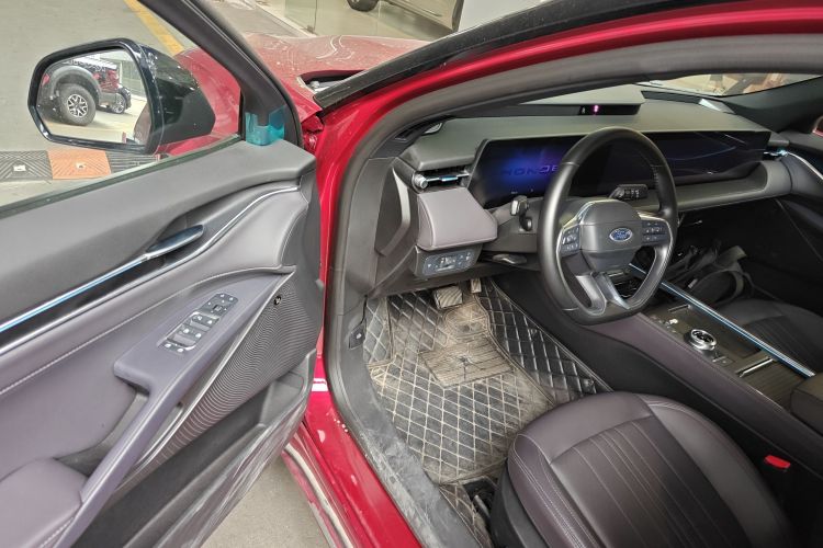 福特 蒙迪欧 2023款 EcoBoost 245 至尊型中控内饰20