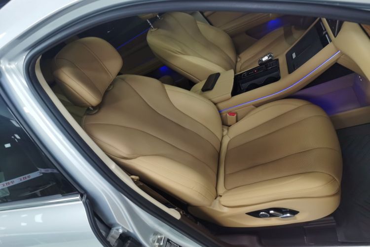 鸿蒙智行 问界M7 2024款 1.5T 智驾四驱Max版 5座局部细节41