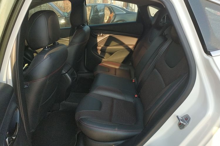 菲亚特 致悦 2014款 1.4T 自动运动版中控内饰21