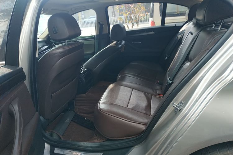 宝马5系 2014款 525Li 豪华设计套装中控内饰21