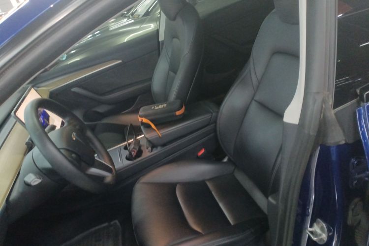 特斯拉 Model 3 2022款 后轮驱动版局部细节19