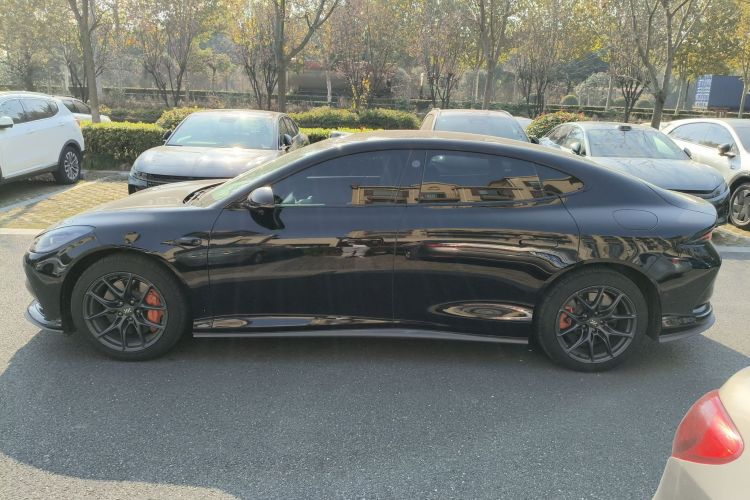 智己汽车 智己L6 2024款 Max 超强性能版车身外观6003