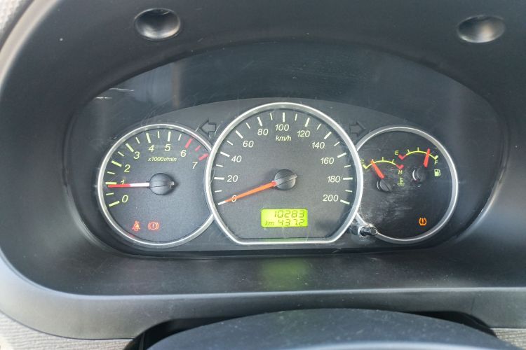 五菱汽车 五菱宏光 2021款 1.5L S基本型LAR中控内饰14