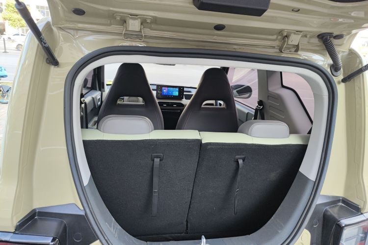 吉利银河 2024款 200km 熊猫骑士局部细节23