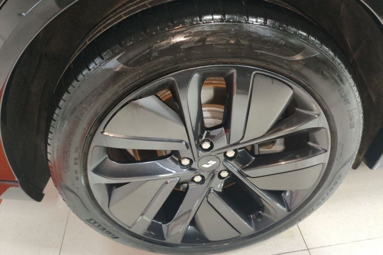 理想汽车 理想L9 2022款 Max车身外观6008