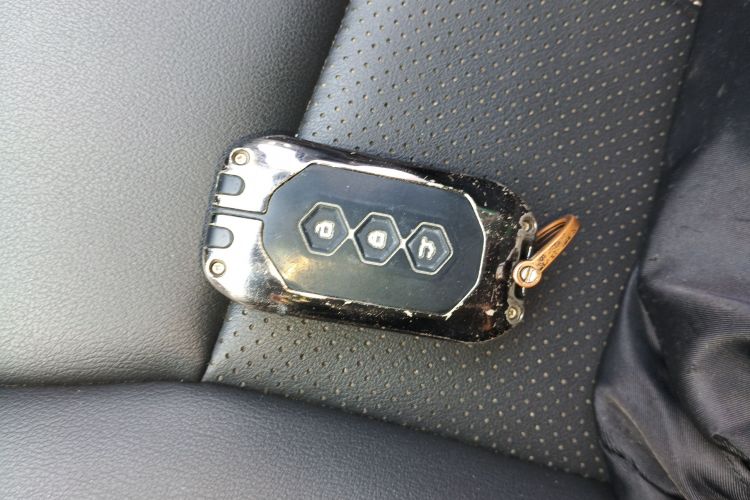 五菱汽车 五菱凯捷 2020款 1.5T CVT旗舰型中控内饰7001