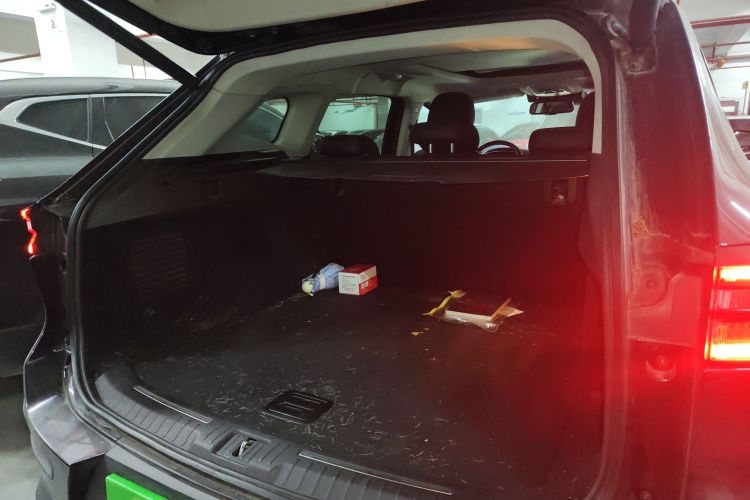 星途凌云 2019款 1.6T 两驱钻石版机舱底盘23