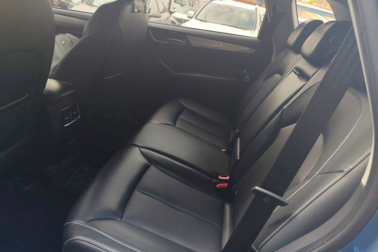 荣威RX5 2019款 20T 两驱自动Ali智联网铂金版中控内饰21