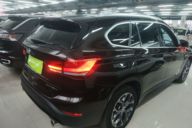 宝马X1 2021款 sDrive25Li 领先型车身外观7