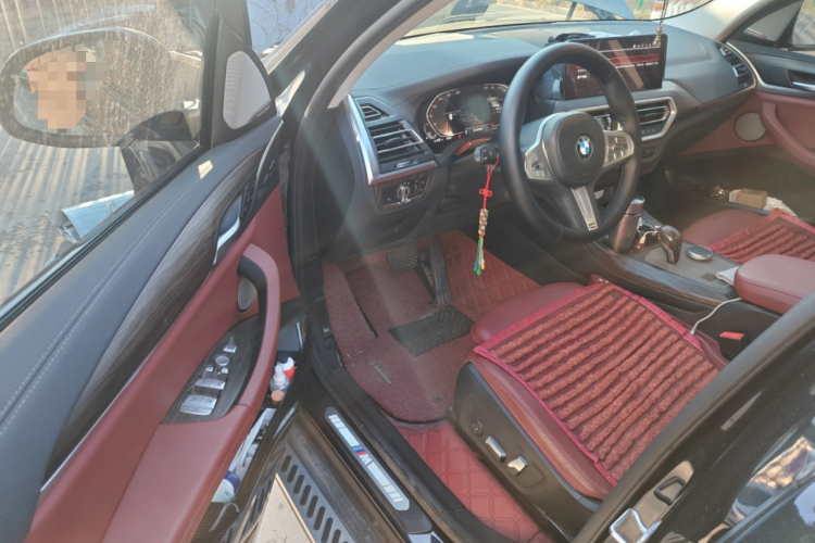 宝马X3 2023款 xDrive30i 领先型 M曜夜套装中控内饰20