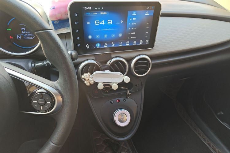 欧拉黑猫 2021款 301km 萌宠版中控内饰16