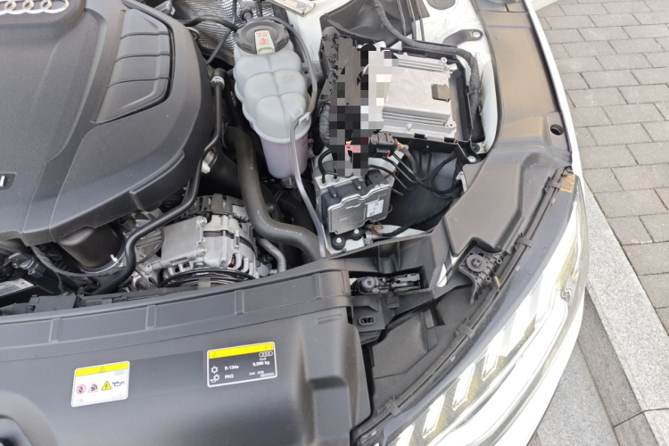 奥迪A4L 2022款 40 TFSI 豪华动感型局部细节9007