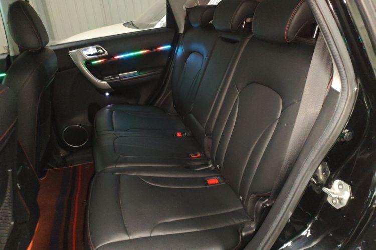 哈弗H6 2016款 升级版 1.5T 手动两驱精英型中控内饰21