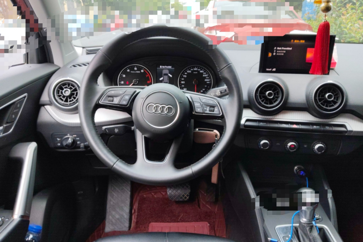 奥迪Q2L 2020款 35 TFSI 进取动感型局部细节13