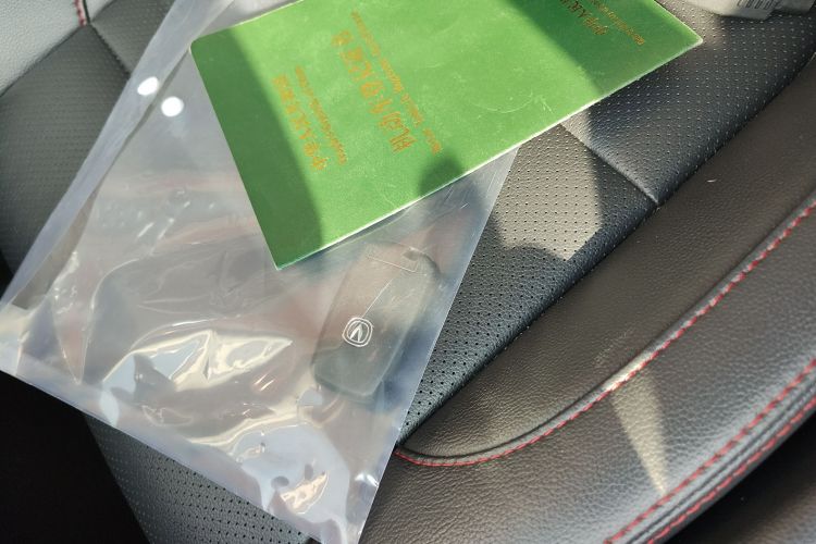 长安CS75 2016款 1.8T 自动精英型 国IV中控内饰11