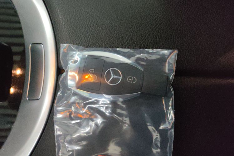 奔驰GLC 2016款 GLC 200 4MATIC中控内饰11