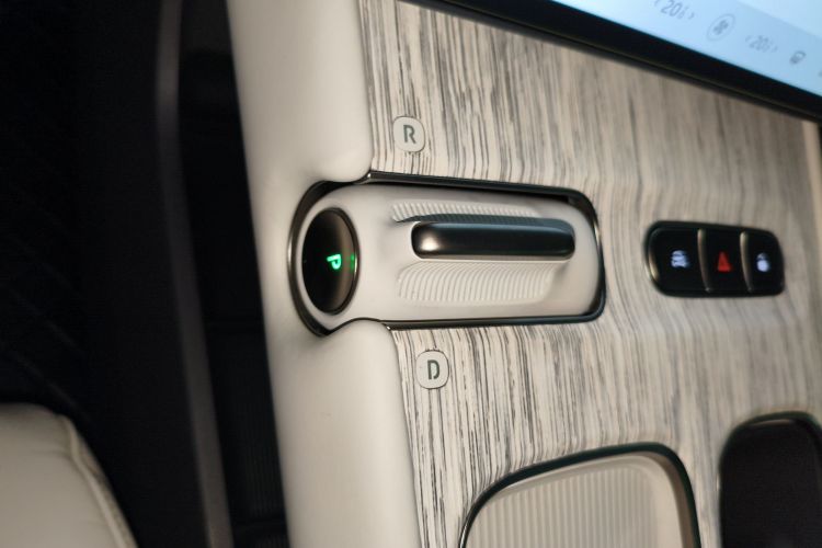 蔚来ET7 2022款 100kWh中控内饰18