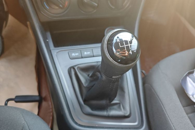 大众 2019款 朗逸启航 1.5L 手动风尚版 国VI中控内饰18