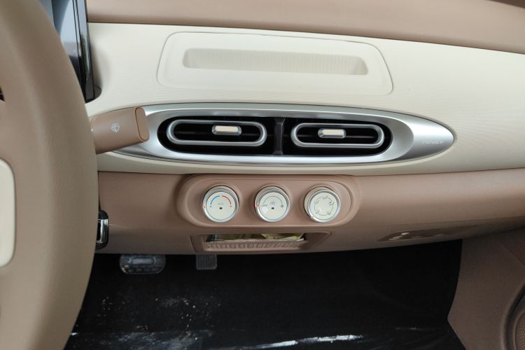 五菱汽车 宏光MINIEV 2025款 四门版 进阶款局部细节16