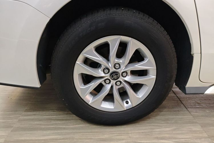 丰田 格瑞维亚 2023款 2.5L混动 舒适版车身外观6008