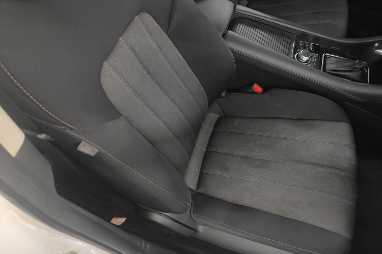 马自达 阿特兹 2020款 2.0L 蓝天时尚版局部细节41