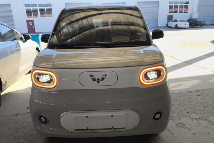 五菱汽车 宏光MINIEV 2024款 第三代 215km 青春版车身外观2