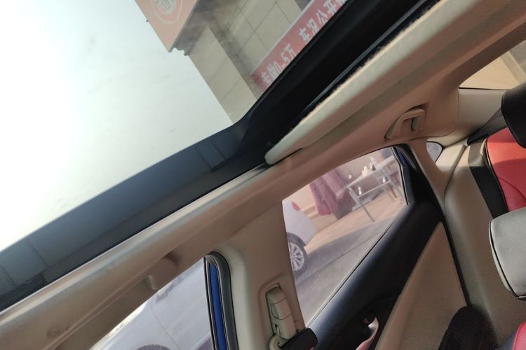 本田 思域 2016款 180TURBO CVT舒适版中控内饰22