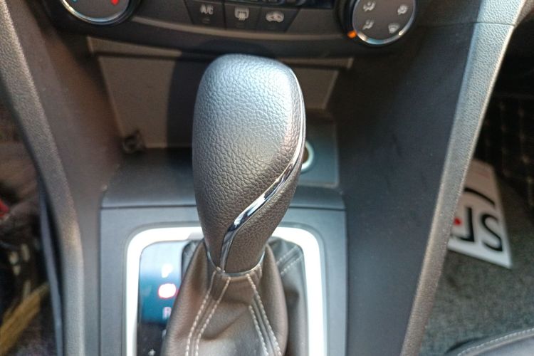 别克 阅朗 2018款 18T 自动精英型局部细节18