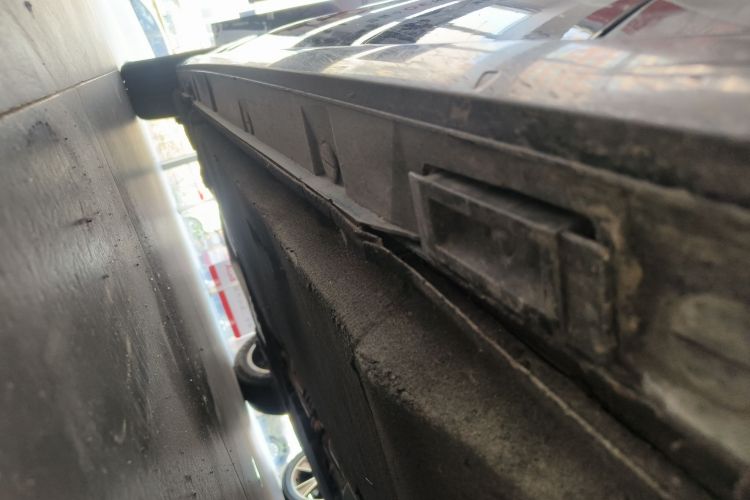 奥迪A6L 2016款 30 FSI 舒适型局部细节9001