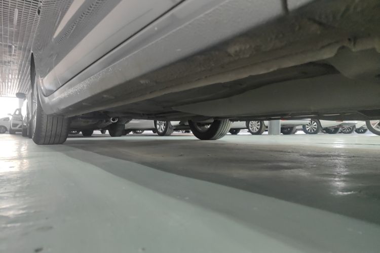 雪佛兰 科鲁泽 2022款 320 自动悦享天窗版机舱底盘29