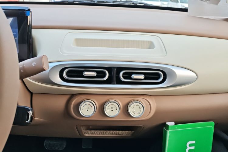 五菱汽车 宏光MINIEV 2025款 四门版 进阶款局部细节16