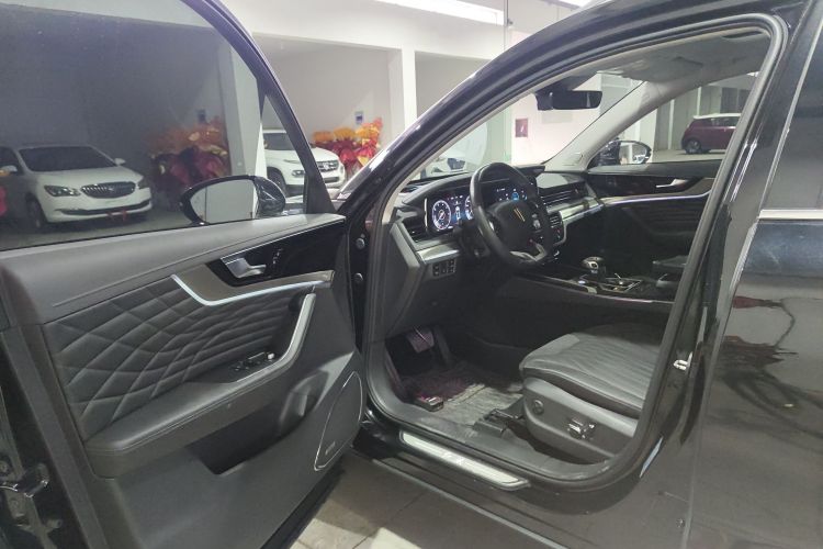 红旗HS5 2022款 改款 2.0T 智联旗享版中控内饰20