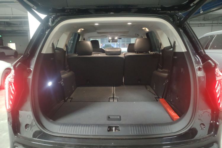 红旗HS7 PHEV 2024款 2.0T PHEV 两驱旗享版 7座局部细节23