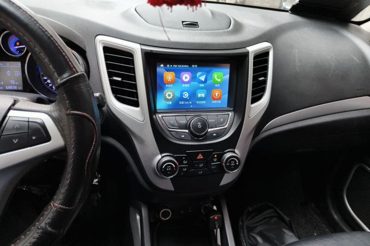 长安CS35 2016款 1.6L 手动豪华型 国V中控内饰16