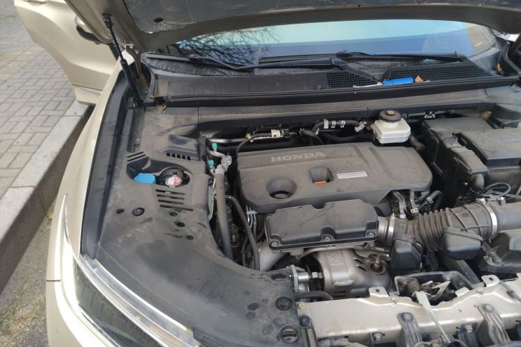 本田UR-V 2017款 370TURBO 四驱尊耀版 国V局部细节9006