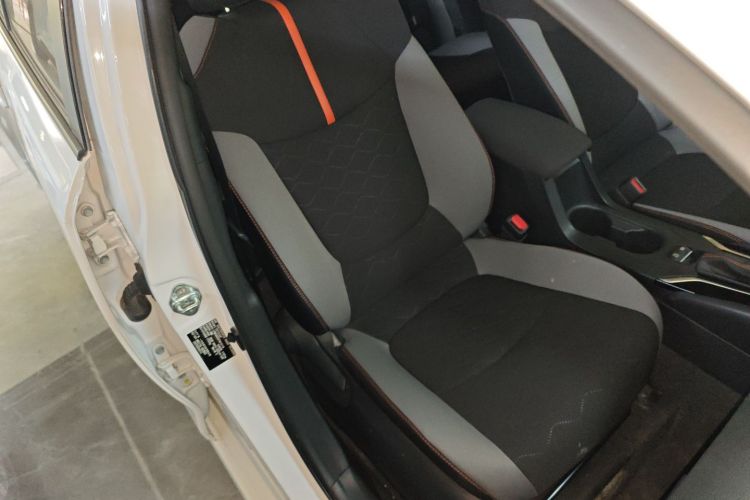 丰田 卡罗拉 2023款 1.2T 先锋版局部细节41