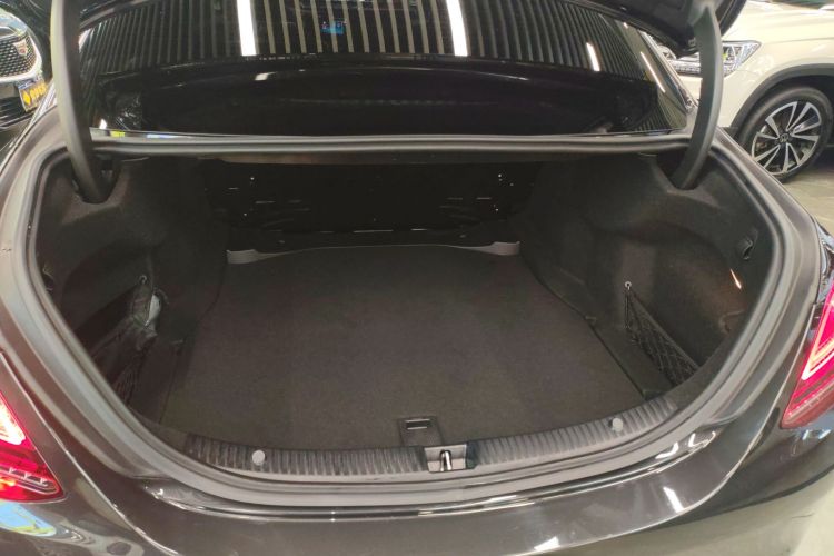 奔驰C级 2021款 C 260 星耀臻藏版机舱底盘23