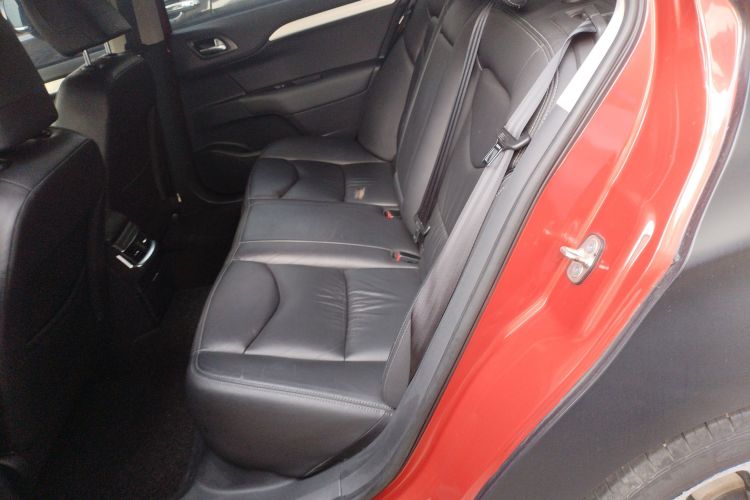 雪铁龙C4L 2016款 1.6T 自动精英型中控内饰7004